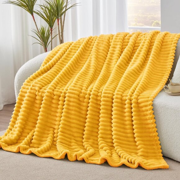 Super Soft Fall Throw Blanket Orange 50"x60" - Picture 5 of 6